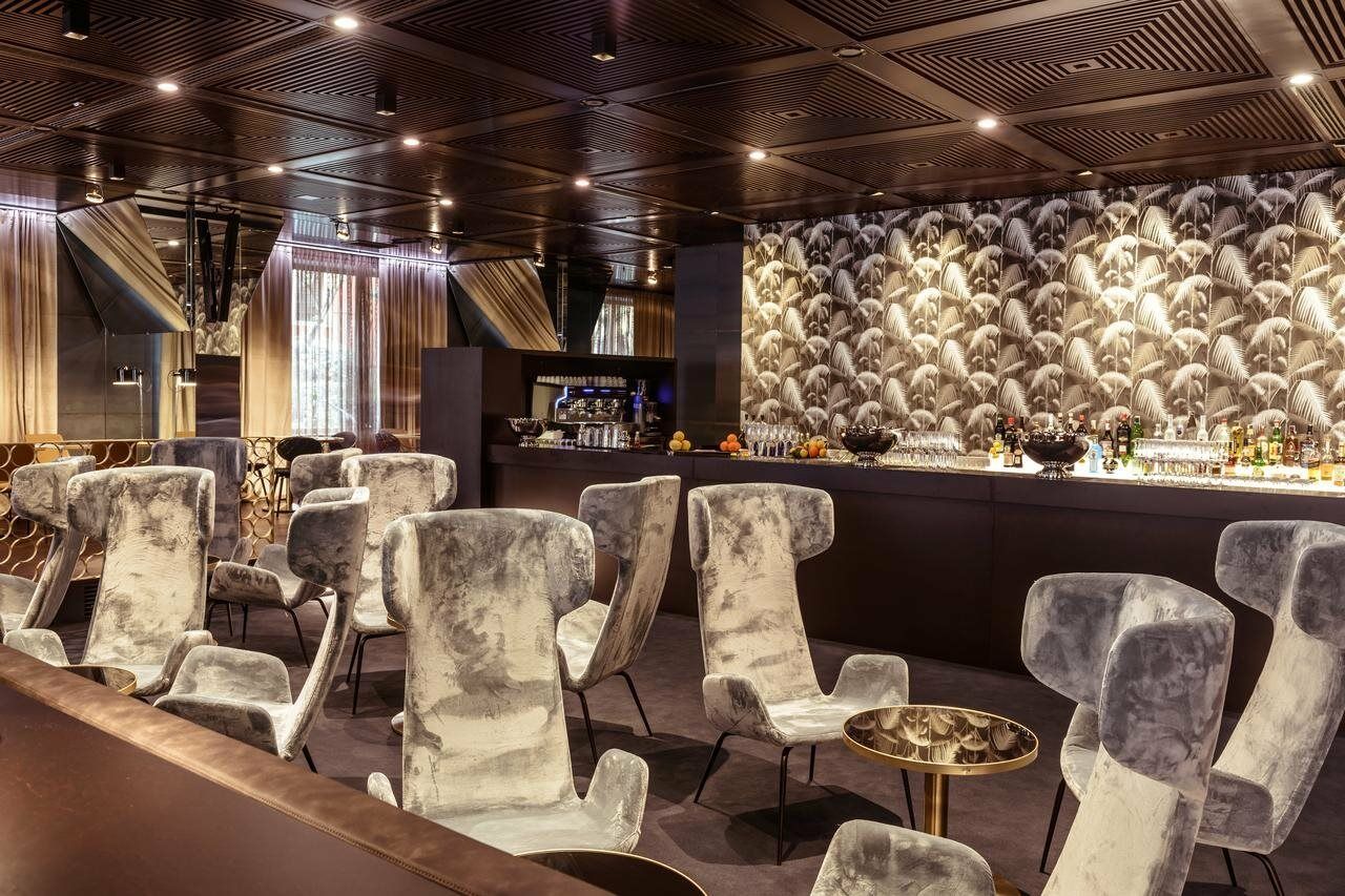 Moevenpick Hotel Bari Esterno foto